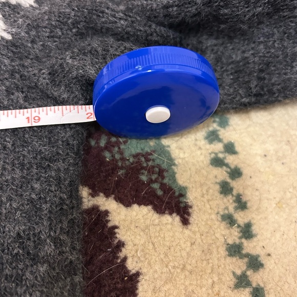 NWTs Men’s Express Fair Isle Wool Blend Dark Grey Crew Neck Sweater - Picture 5 of 6